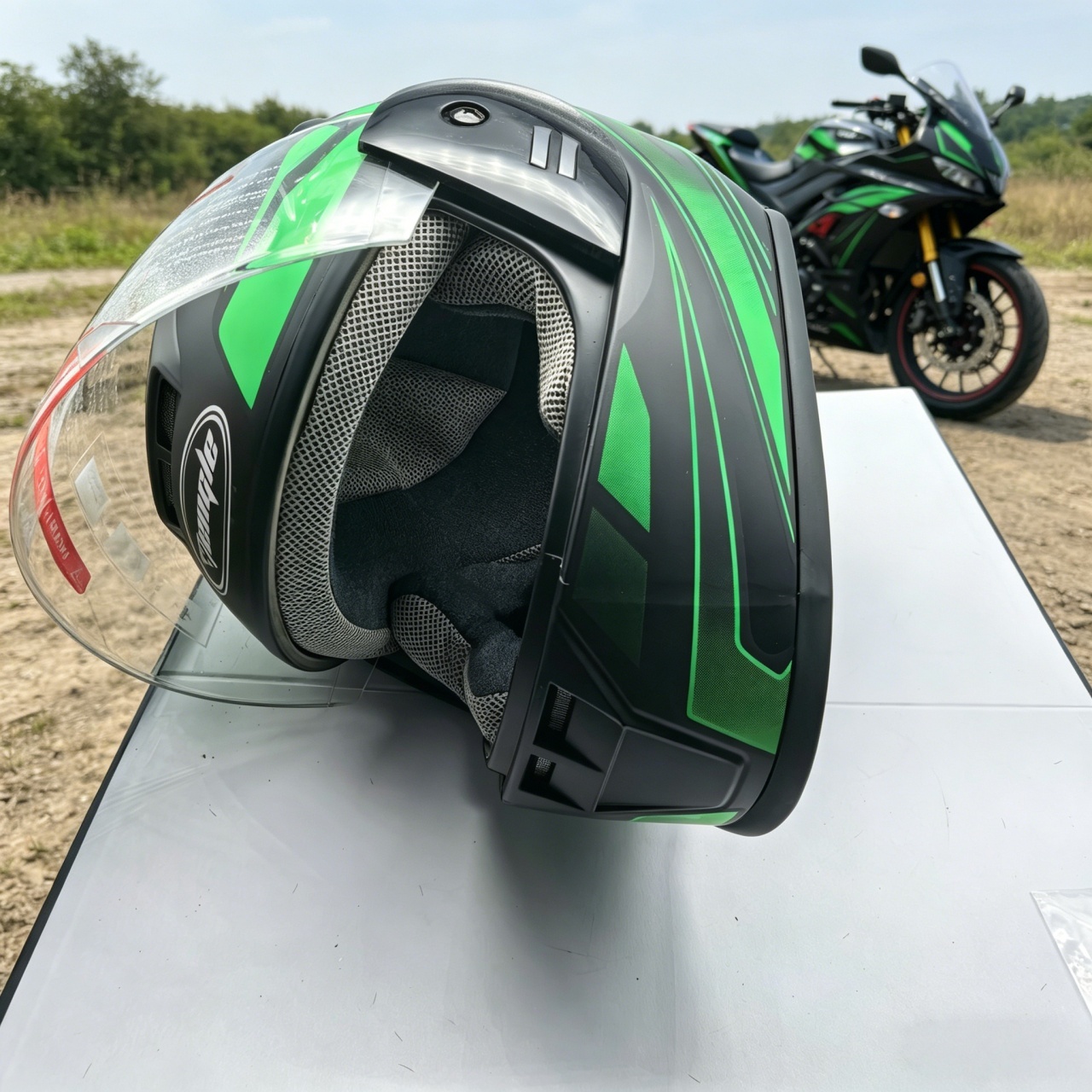 Dual Visor Motorcycle Racing Helmet - خوذة دراجة نارية كاملة الوجه للرجال