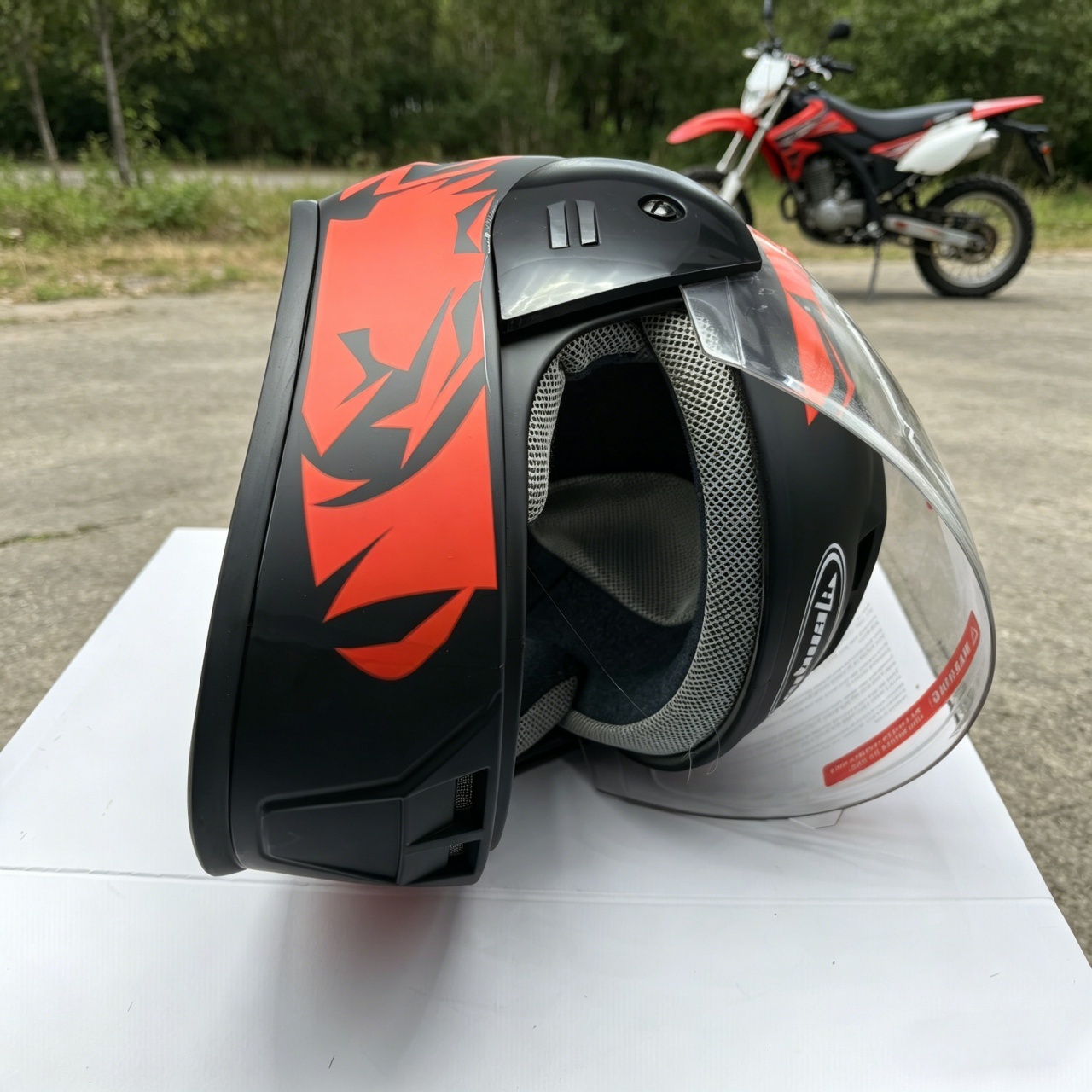خوذة دراجة نارية كاملة الوجه ب - مراجعة Dual Visor Motorcycle Racing Helmet وسعره
