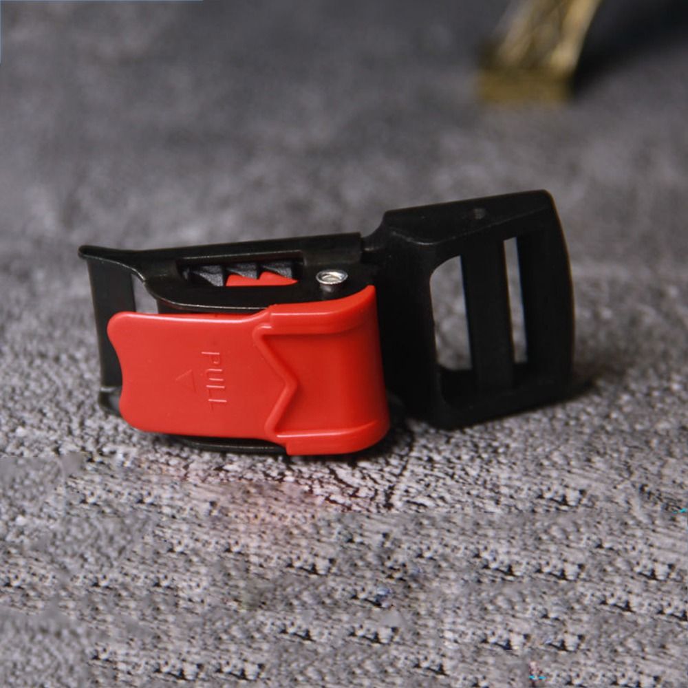 البلاستيك دراجة نارية خوذة قفل - مراجعة Quick Release Buckle Motorcycle Helmet وسعره