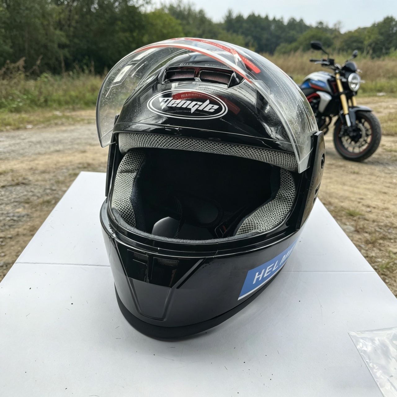 خوذة دراجة نارية كاملة الوجه ب - مراجعة Dual Visor Motorcycle Racing Helmet وسعره