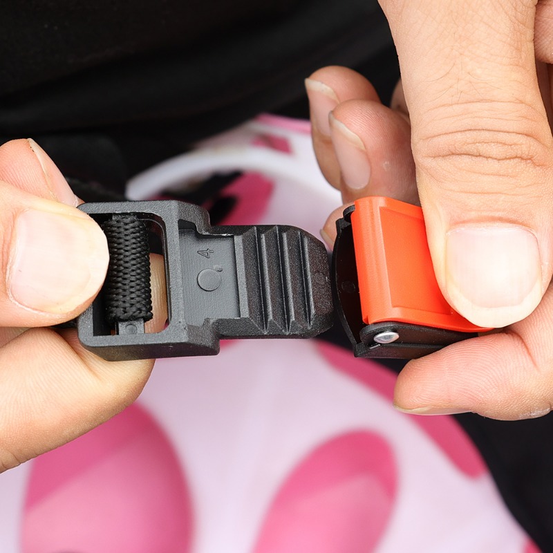 خوذة دراجة نارية سحب أبازيم تو - مراجعة Quick Release Buckle Motorcycle Helmet وسعره